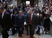 Порошенко поздравил педагогов с Днем учителя