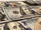 Доллар укрепился а евро взлетело: курс валют 18 декабря