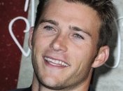 Сын легендарного Клинта Иствуда заменил Пола Уокера