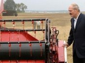 Лукашенко протестировал последнюю модель электромобиля Tesla (Видео)