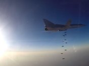 РФ впервые показала видео ударов Ту-22М3 по объектам ИГИЛ 