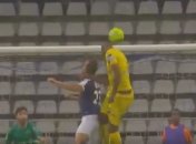 Во Франции арбитры отменили гол после просмотра видеоповтора