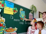 На зарплату учителям по норме закона не хватает более ₴235 млрд