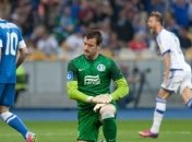 "Динамо" уверенно побеждает "Днепр"