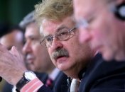 Эльмар Брок: Правительство Украины держит заложников