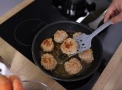 Котлети на сковороді