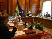 ЦИК зарегистрировала народными депутатами Яценюка и жену Луценко