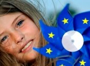 Президент поздравил Украину с Днем Европы