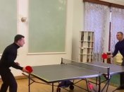 «Почти как Ельцин»: Мендель показала, как Зеленский развлекается в промежутках между интервью