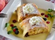 Рецепт дня: австрійський штрудель з яблуками