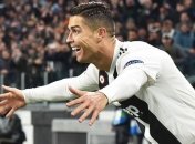 Роналду стал кубиком Рубика: китайцы выложили необычный портрет футболиста