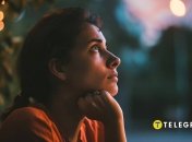 Є кілька сигналів від долі, які можуть натякнути нам на те, що про нас думає інша людина (зображення створено за допомогою ШІ)