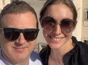 Звездная пара поделилась романтическими снимками с отдыха