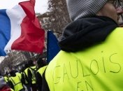 Численность "желтых жилетов" в Париже значительно снизилась