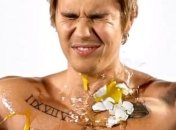 Над Джастином Бибером жестоко поиздевались (Видео)