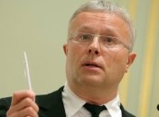 Российский бизнесмен Александр Лебедев пожаловался Януковичу 