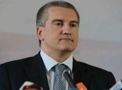 Самопровозглашенный парламент избрал "главу" Крыма