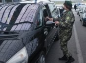 В очередях на границе с Польшей стоят более 1400 автомобилей