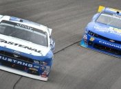 NASCAR. Райан Ньюман выиграл гонку в Финиксе