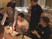 Тортом в лицо: как украинский клуб позравил футболистов с днем рождения (Видео)