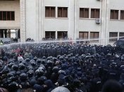 Протесты в Грузии: после силового разгона оппозиция вернулась под парламент