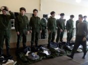 Мобилизованных еще придется обеспечить оружием и обмундированием