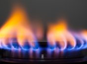 Чому газ на плиті горить червоним?