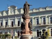 Суд: Памятник Екатерине II в Одессе останется на своем месте