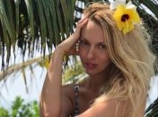 Оля Полякова показала, какой была в детстве