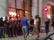 Драка с поножовщиной у "Молодости": кричавший о "российском" Крыме харьковчанин "дал заднюю" (видео)