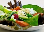 Пікантний салат із грушею