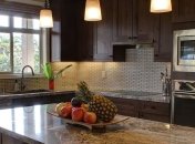 Обои для кухни 2020: модные идеи и решения (Фото)