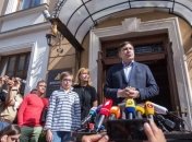Правоохранители пришли в гостиницу, где живет Саакашвили