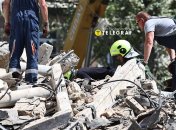 Из-под завалов удалось спасти почти два десятка человек