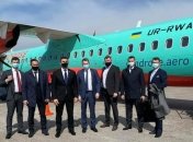 Скандальный нардеп хотел попиариться на первом за 15 лет рейсе "Киев-Ужгород", но что-то пошло не так