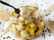 Домашние маринованные грибы намного вкуснее магазинных