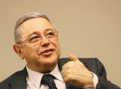 Евгений Петросян находится в реанимации в тяжелом состоянии