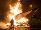 Протесты "желтых жилетов": Макрон намерен выступить с речью 