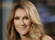 49-летняя канадская певица Селин Дион поразила обнаженным телом