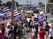 В США митинги против Трамп переросли в столкновения