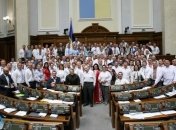 Итоги 17 мая: Распад коалиции в Раде, громкие отставки и возвращение Коломойского