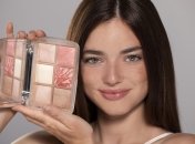 Як правильно наносити рум'яна на обличчя