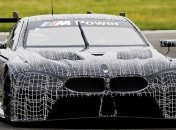 В Сети появились фото гоночной BMW M8