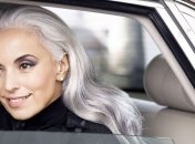 61-летняя бабушка с шикарным телом, являющейся успешной фотомоделью (Фото) 