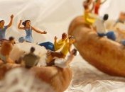 Забавные диорамы и безграничная фантазия известного художника (Фото) 