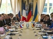 Порошенко призывает не пересматривать "Минск", по которому есть "дорожная карта"