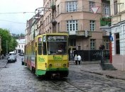 Во Львове водитель трамвая продавал фальшивые билеты