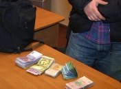 В Днепропетровске с помощью зажигалки ограбили АЗС