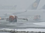 Непогода усложняет работу аэропорта во Франкфурте