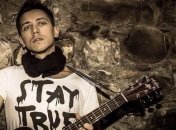 Італійський співак презентував зворушливий кліп з українкою